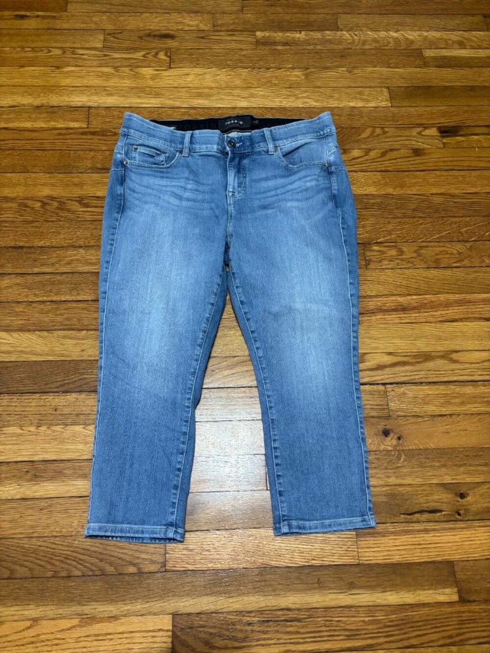 Torrid Womens Bombshell Skinny Capri Jeans Plus Sz 16 Blue Comfort Waist Denim